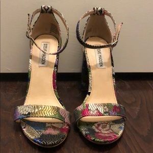 Steve Madden heals